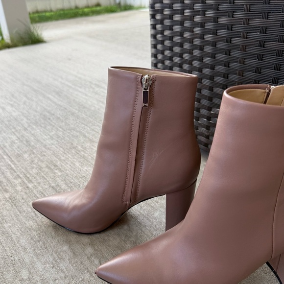 Marc Fisher LTD Rosewood bootie - Picture 6 of 9